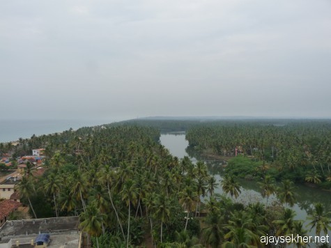 Mampally and Thazhampally regions south of Kayikara.  A view from Anjengo light house.  Anjengo Kayal is also visible.