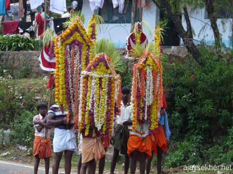 A local ritual procession in Naduvattam.  The place name Nadu Vattam literally means the Vattam or Kottam or Kuti at the centre of the region.  It once housed the Vattam or Vihara or Pally in the ancient days.