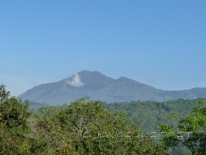 P1070296 Chokra Mudi as seen from Rajakumari